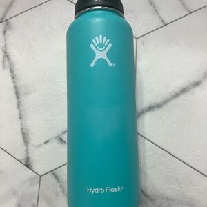 Hydro Flask Teal Water Bottle 40oz